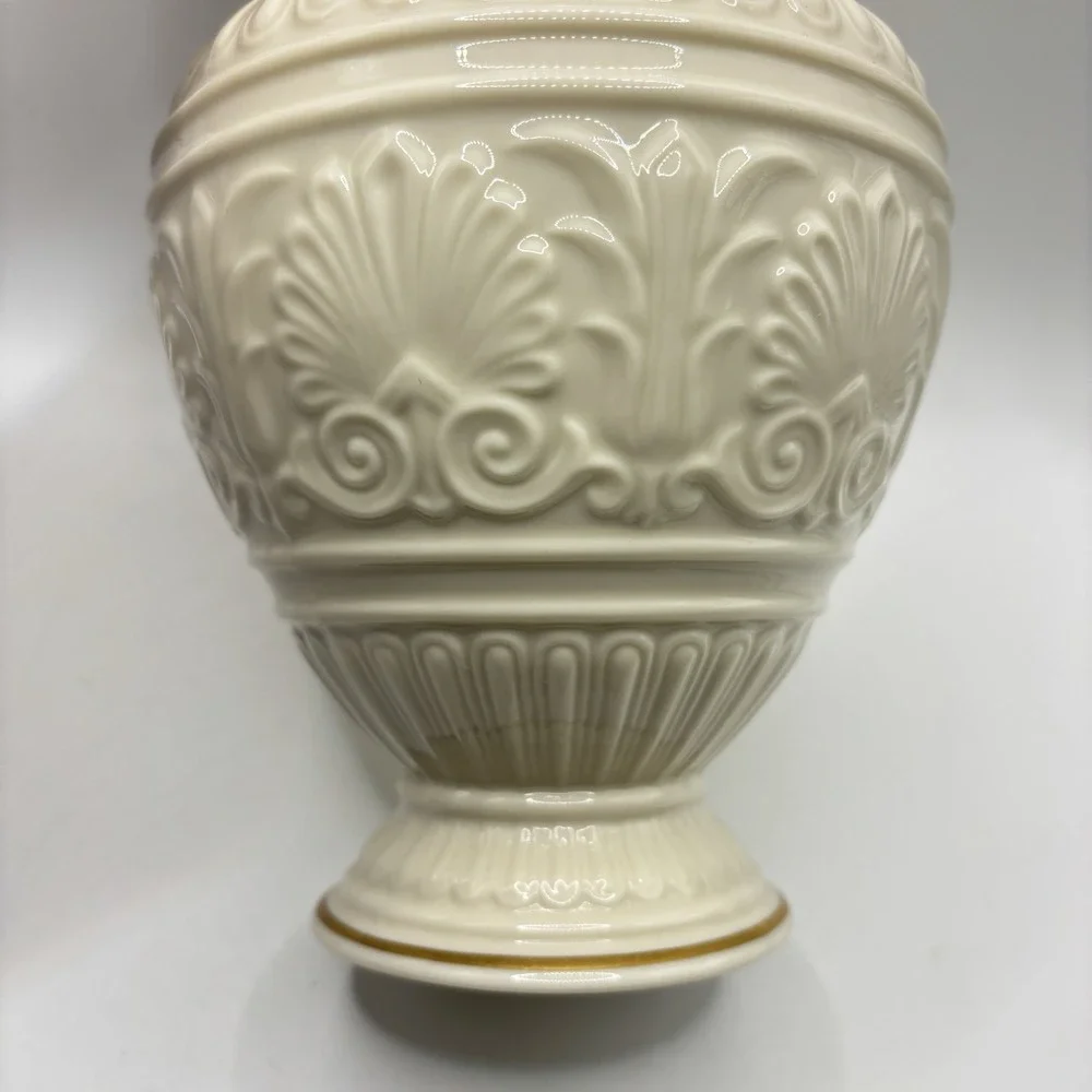 Lenox Athenian Small Vase‎ 24k Gold Trim 8